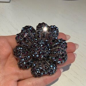 Elegant Black and Silver Floral Brooch